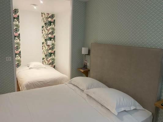 Hotel Le Central Boussac  Exterior photo