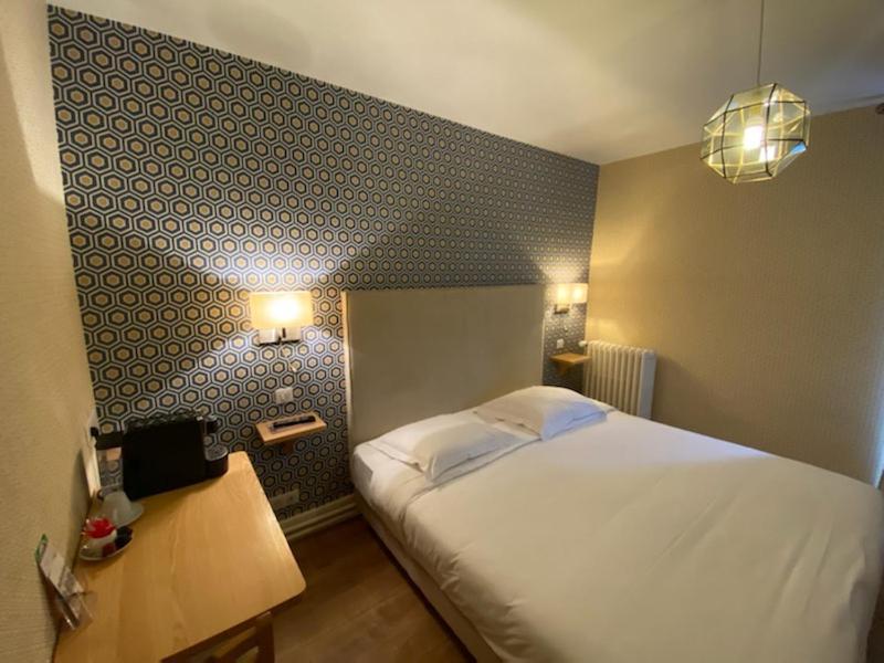 Hotel Le Central Boussac  Exterior photo